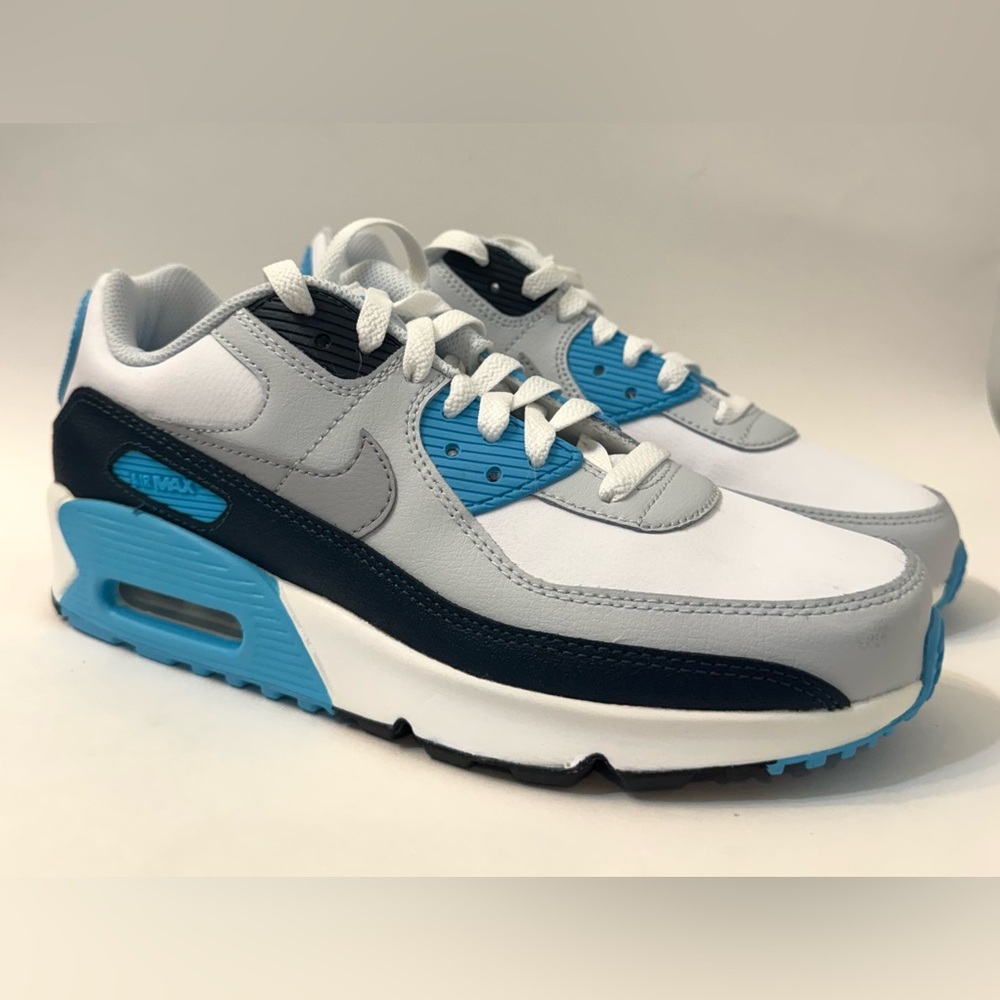 Nike Air Max 90 White Blue Black Sneakers Youth 6Y / Women’s 7.5 New - Picture 2 of 7